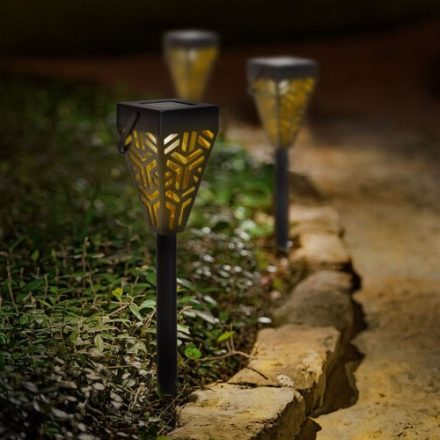 Leszúrható akasztható szolár lámpa négyszög