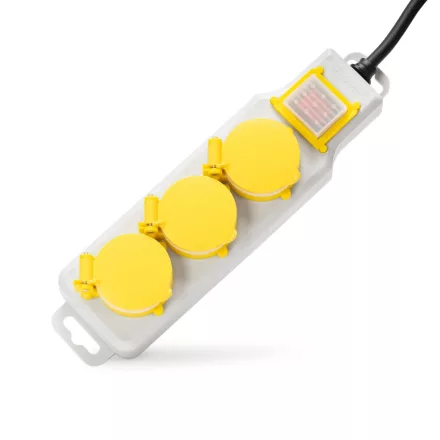 Entac elosztó 3 foglalat kapcsolóval IP44 1,5m 3G1,5